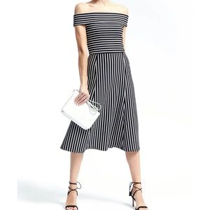 Banana republic stripe off the shoulder midi dress